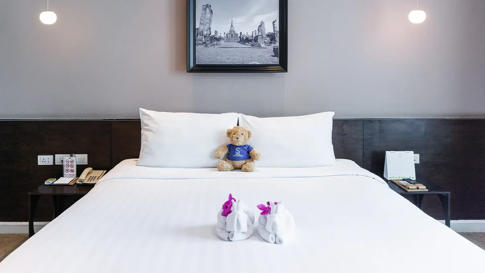 Deluxe Room at S15 Sukhumvit Hotel in Asoke Bangkok